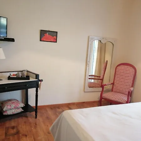 Des Lavandes Bed & Breakfast Le Pegue